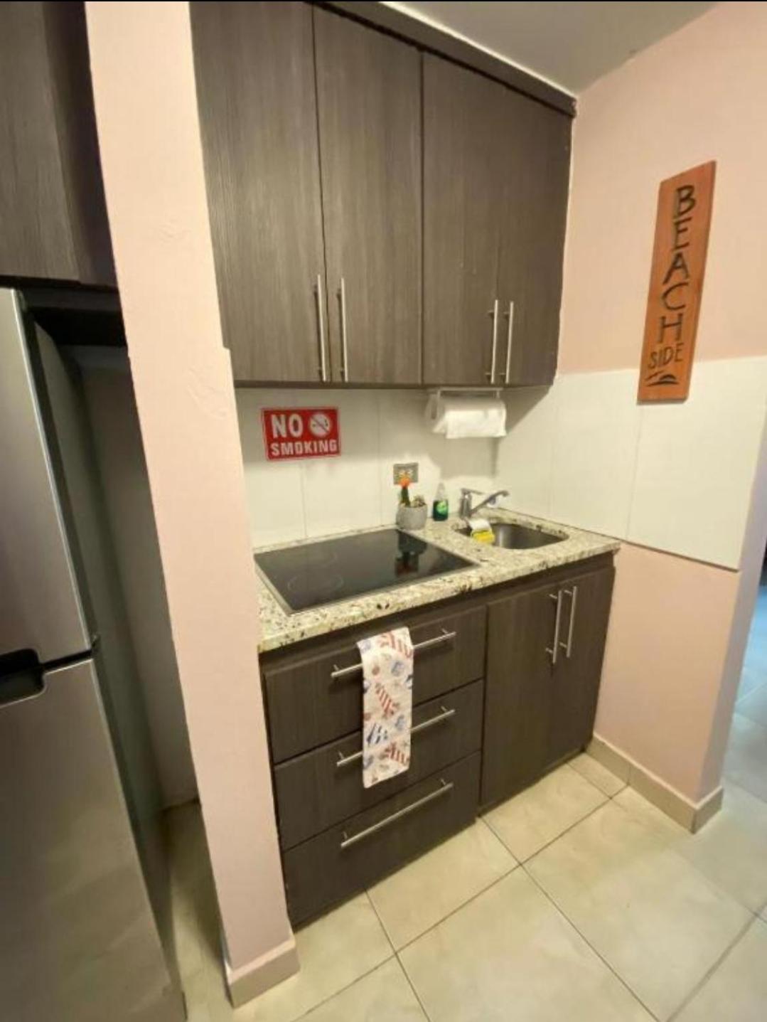 Isla Verde Tower Сан Хуан Екстериор снимка