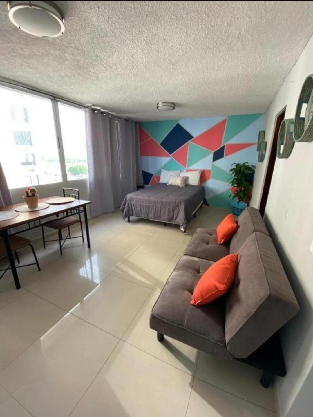 Isla Verde Tower Сан Хуан Екстериор снимка